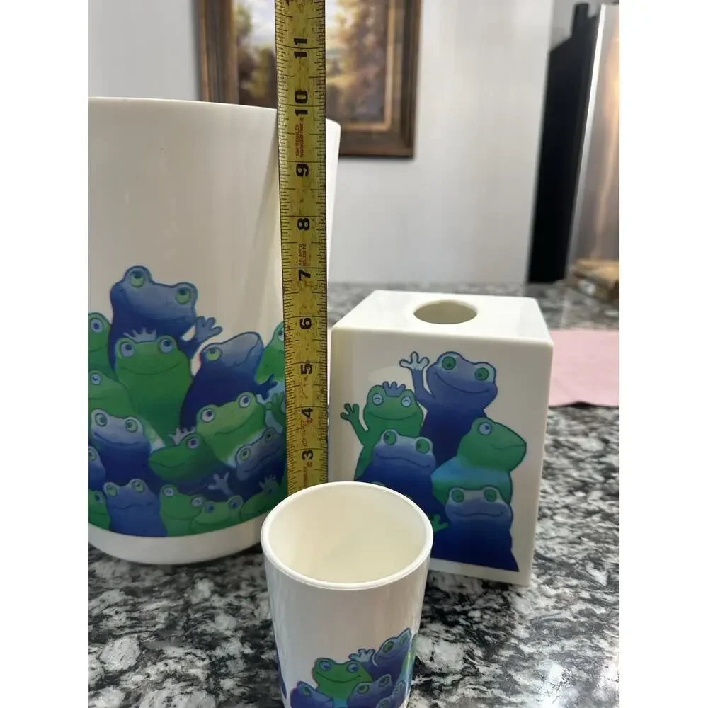 VTG Frog Bathroom Set Trash Can Tissue Holder Tumbler Made In USA Plastic